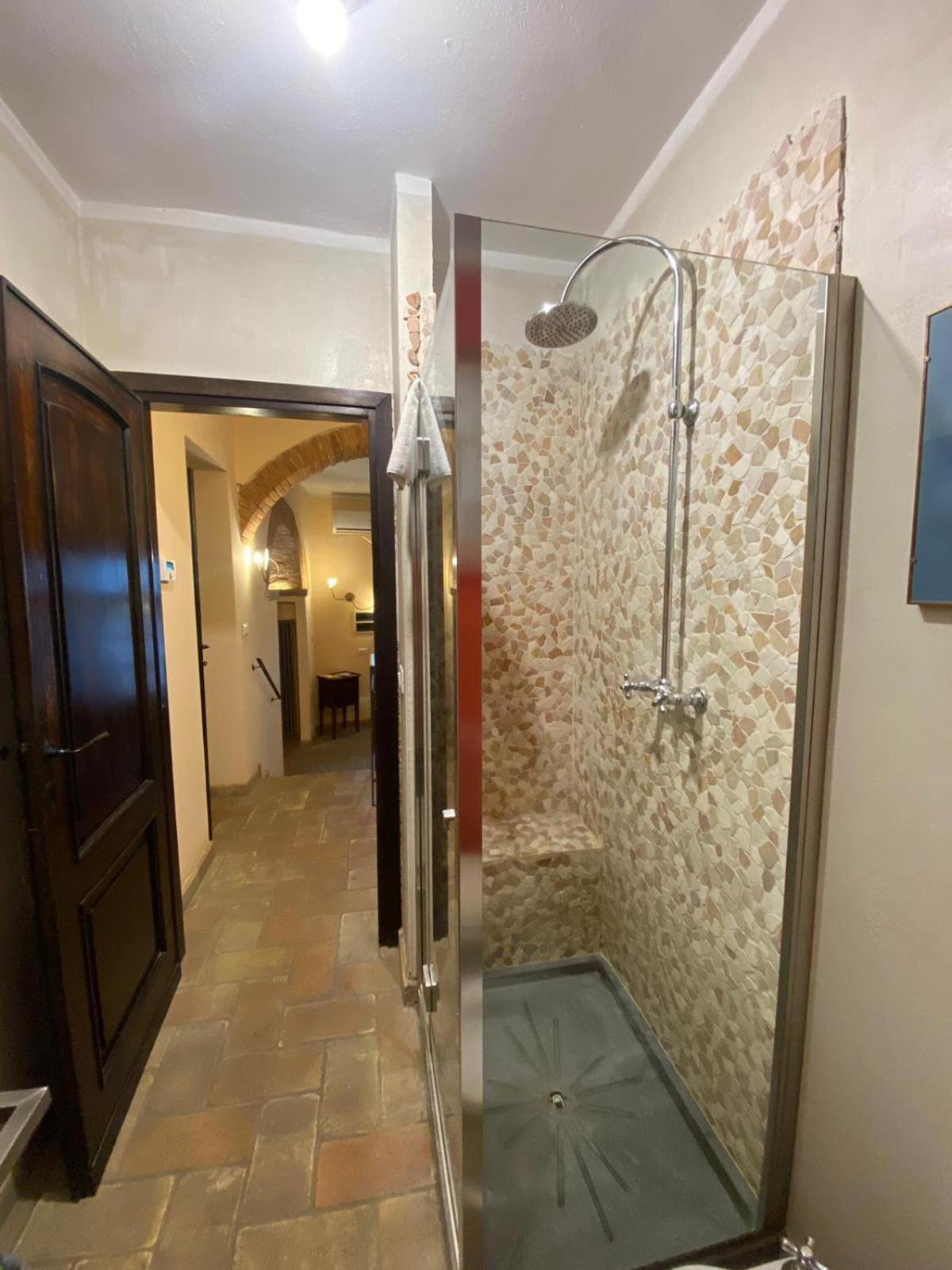 Apartamento La Lanterna Collesalvetti Exterior foto
